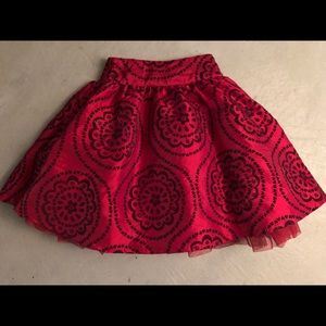 Beautiful girls red holiday skirt layered sz 5